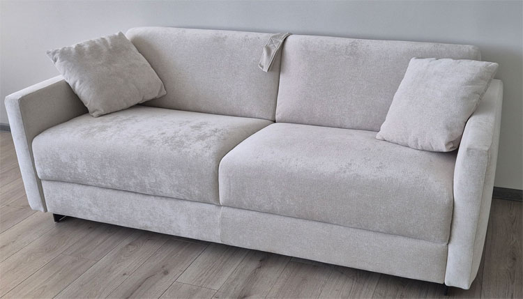   Tokyo 020  Dienne Salotti