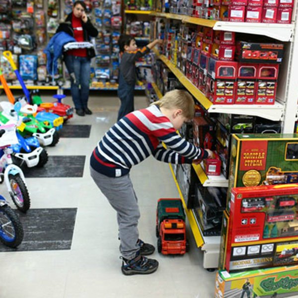 Как выбрать магазин для покупки детских игрушек